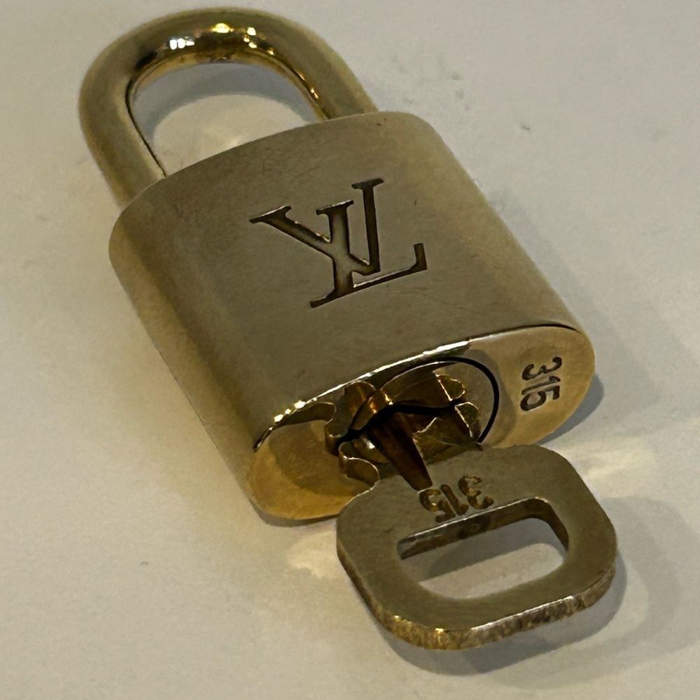 Louis Vuitton lock #315